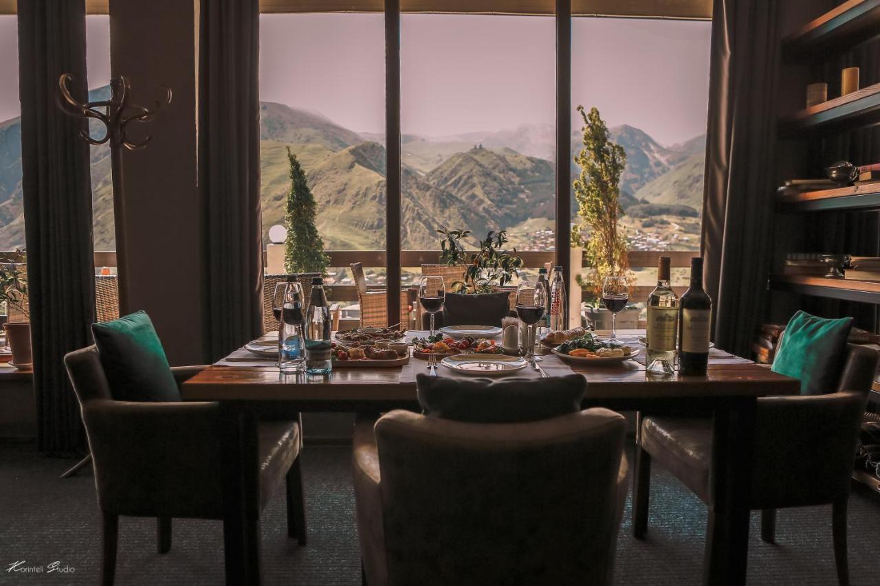 Alpine Lounge Boutique Hotel Kazbegi Ngoại thất bức ảnh