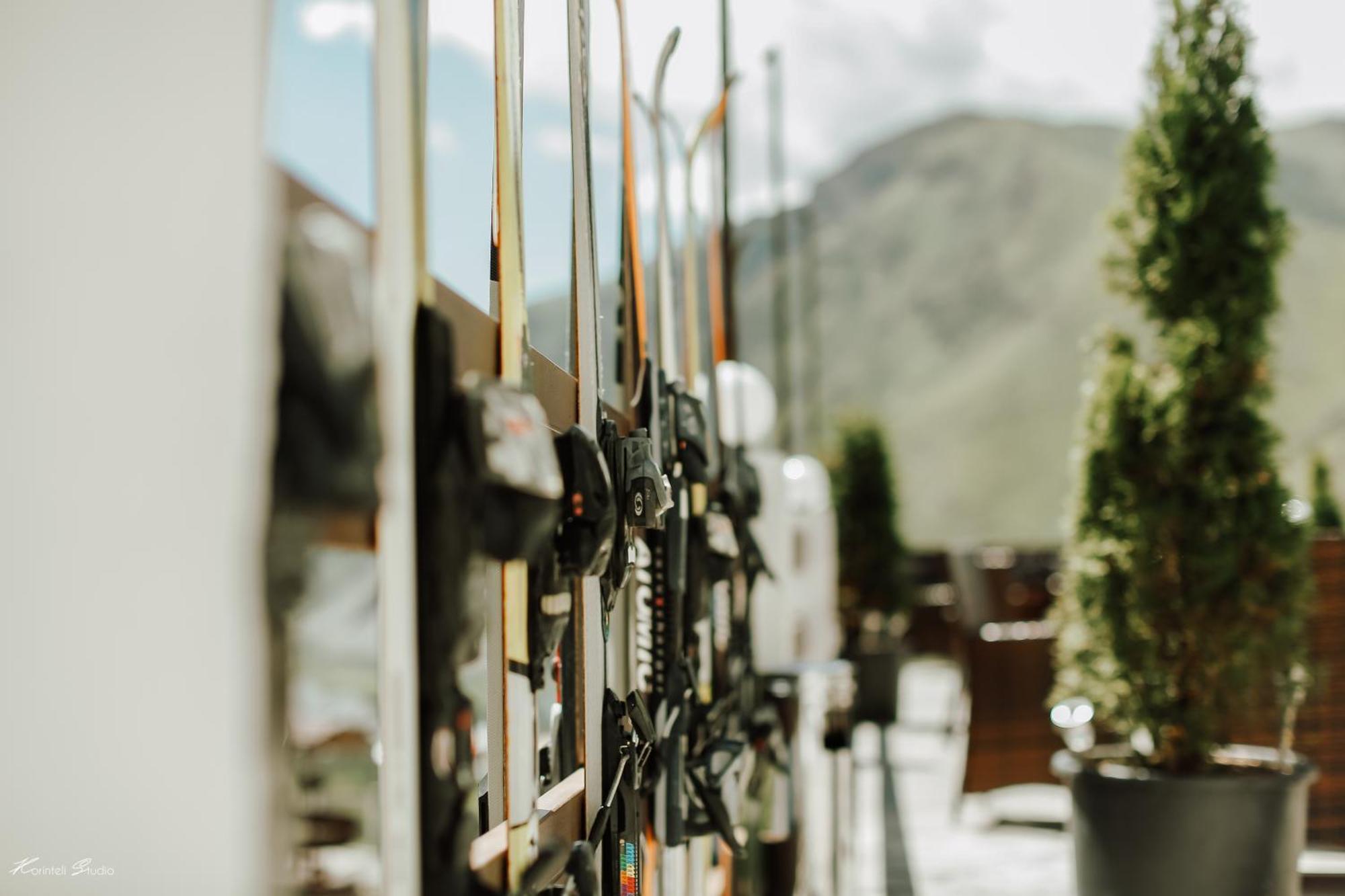 Alpine Lounge Boutique Hotel Kazbegi Ngoại thất bức ảnh